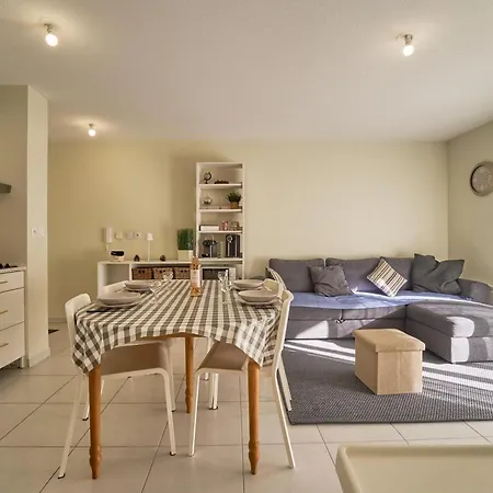Belle Escale - T3 Cosy Avec Grande Terrasse דירה *